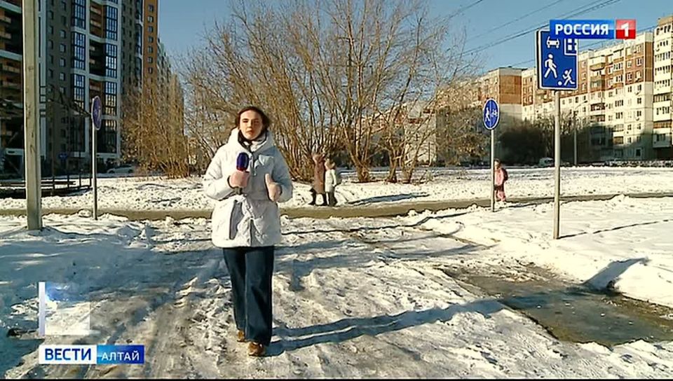 Жители нескольких новостроек Барнаула столкнулись со странной дорожной ситуации