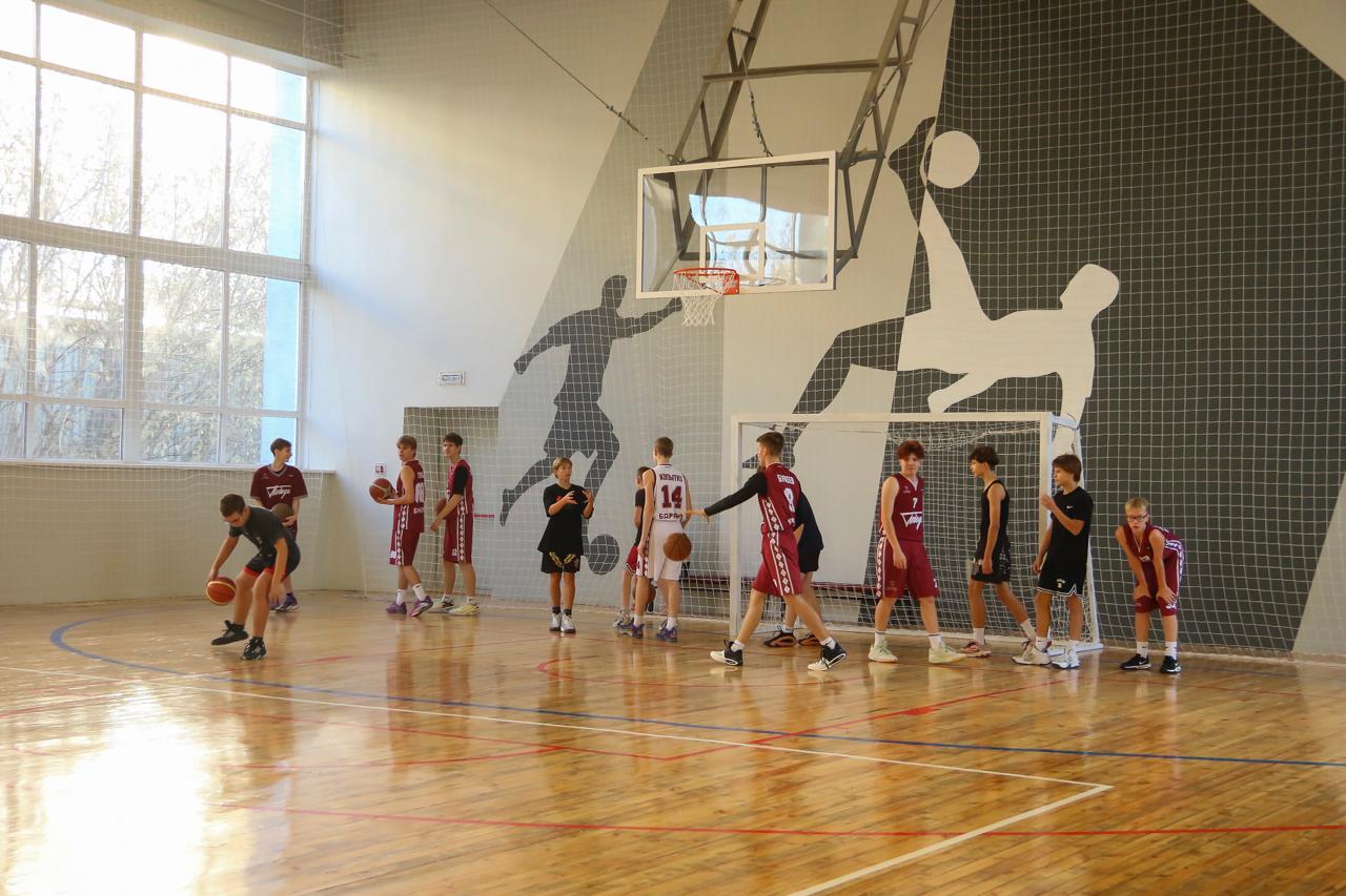 Спортзал в ДК "Мотор" после реконструкции стал новым и современным комплексом Спортзал в ДК "Мотор" после реконструкции стал новым и современным комплексом