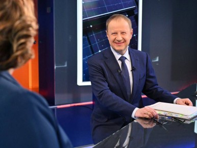 Виктор Томенко: Сегодня в течение двух часов отвечал на вопросы жителей нашего Алтайского края в рамках Прямой линии