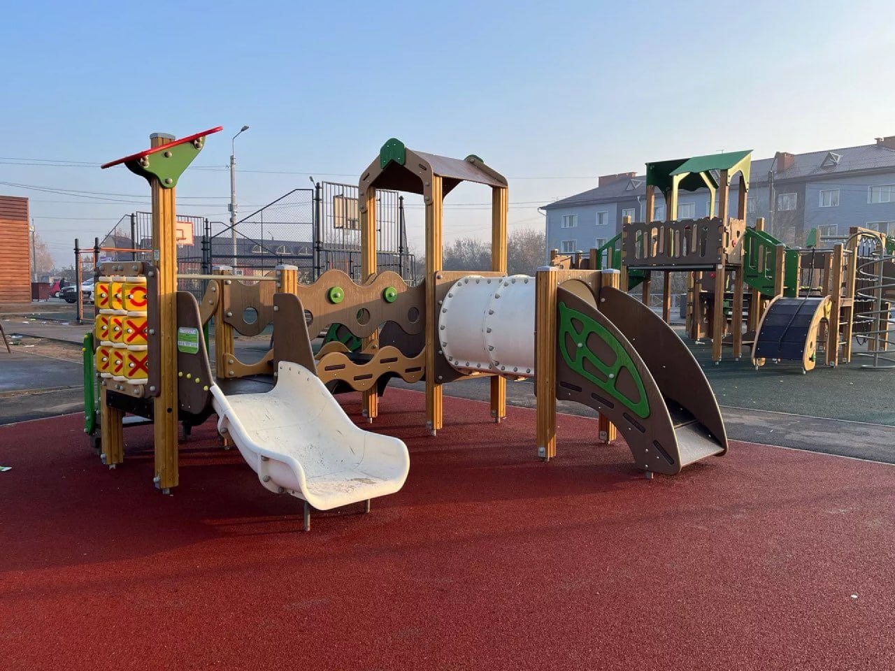 Две современные зоны отдыха появились в Рубцовске в 2025 году — сквер "Южный" и парк-набережная на правом берегу реки Алей Две современные зоны отдыха появились в Рубцовске в 2025 году — сквер "Южный" и парк-набережная на правом берегу реки Алей