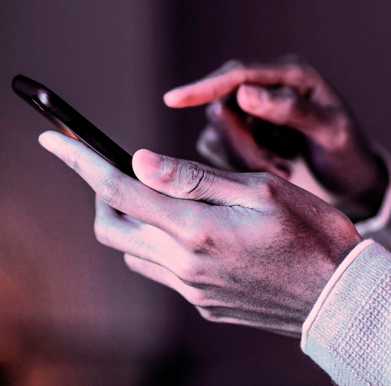 Все больше органов власти Алтайского края осваивают российский мессенджер MAX