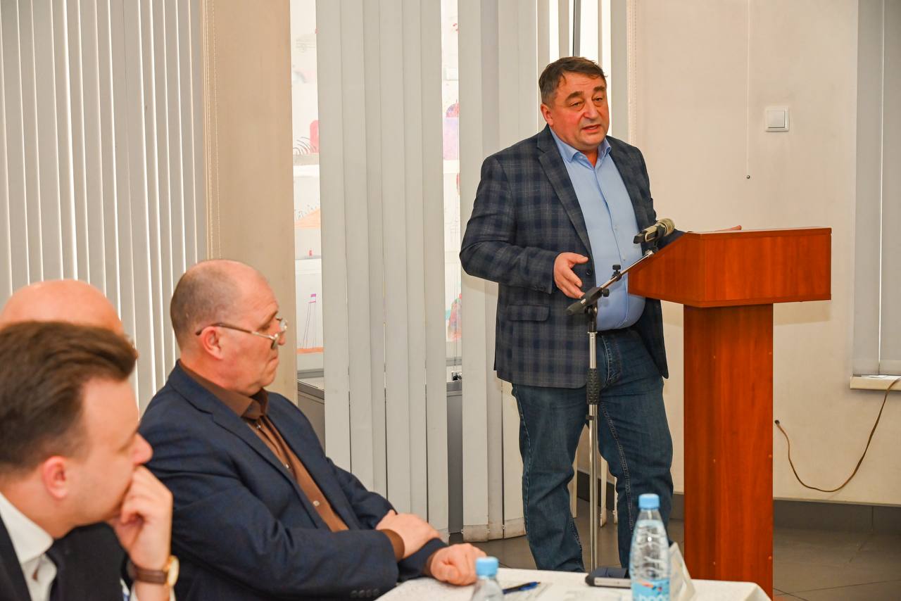 В Барнауле прошёл круглый стол по развитию зелёного каркаса города В Барнауле прошёл круглый стол по развитию зелёного каркаса города