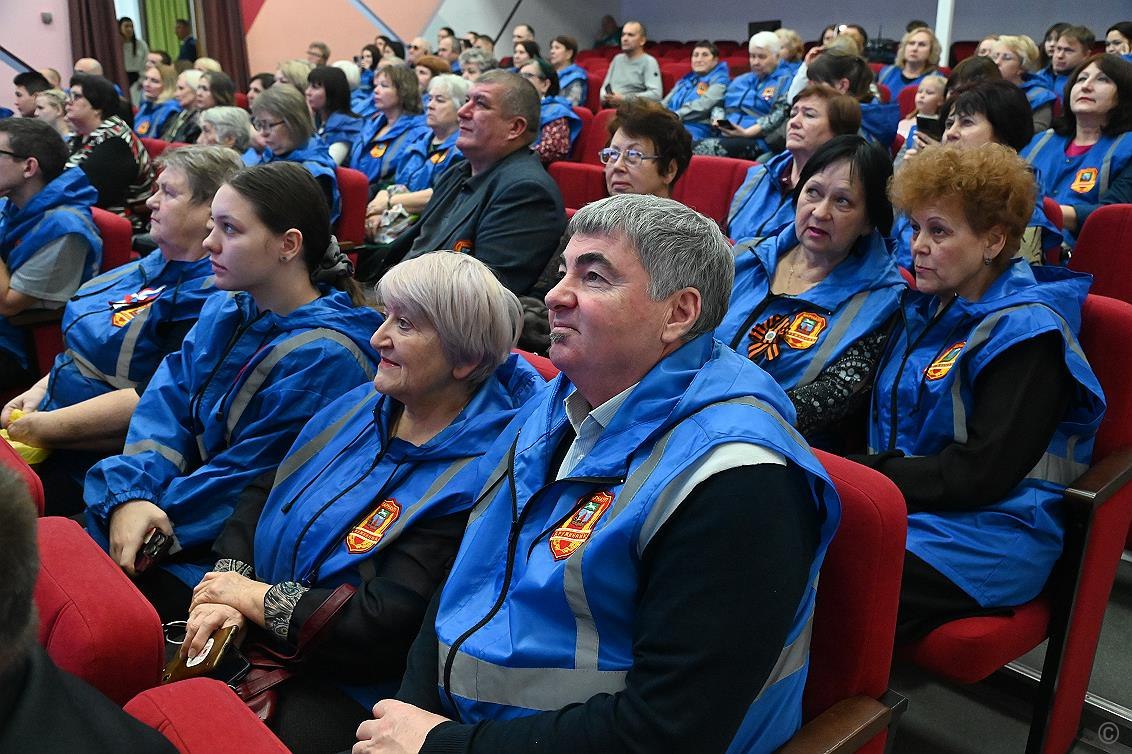 Барнаульских дружинников наградили в честь 15-летия со дня создания общественной организации Барнаульских дружинников наградили в честь 15-летия со дня создания общественной организации