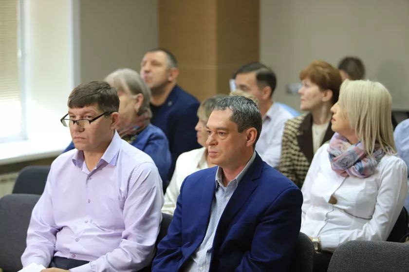 Общественники, представители УК и СГК провели встречу в рамках проекта «Дом с теплом» Общественники, представители УК и СГК провели встречу в рамках проекта «Дом с теплом»