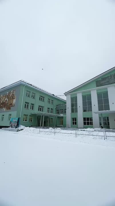 Проверил ход капремонта в ДК «Тракторостроитель»