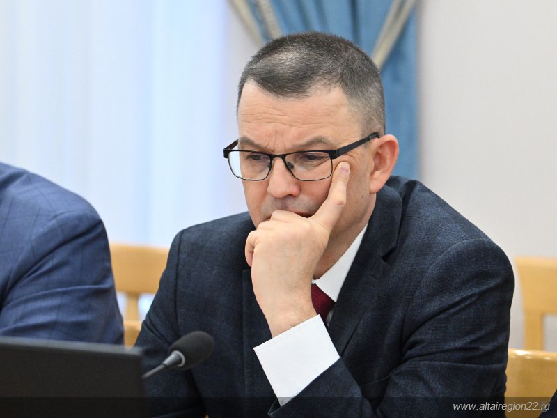 Профилактику аварийности в зимний период обсудили в Алтайском крае на заседании краевой комиссии по безопасности дорожного движения Профилактику аварийности в зимний период обсудили в Алтайском крае на заседании краевой комиссии по безопасности дорожного движения