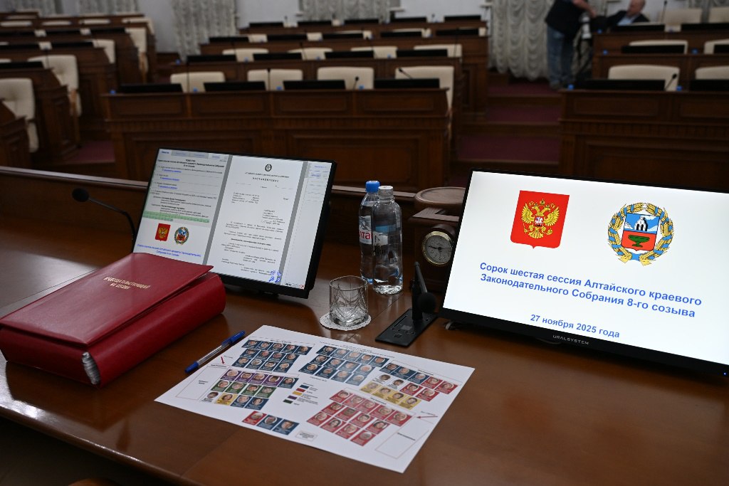 Барнаульский лицей железнодорожного транспорта получил имя героя-выпускника