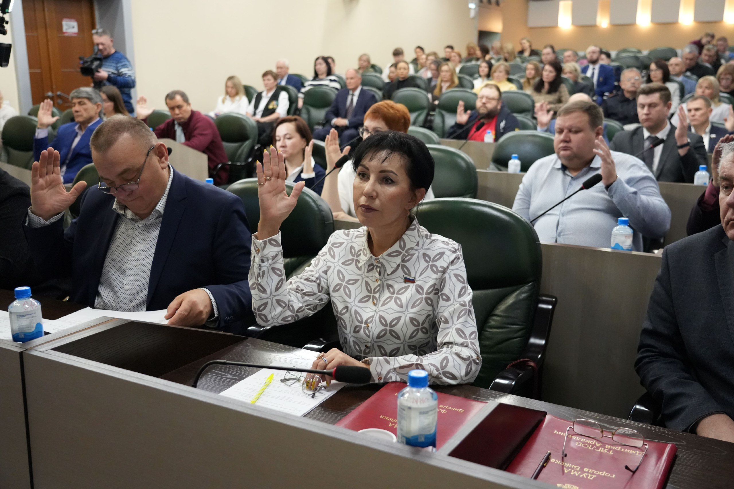 В Бийске состоялось 33-е заседание Думы В Бийске состоялось 33-е заседание Думы