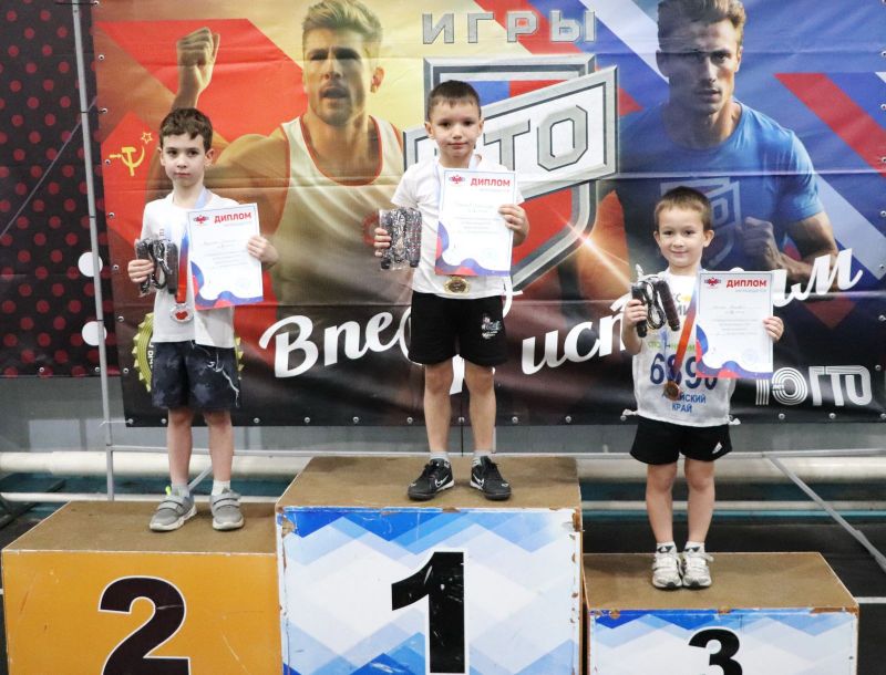 В Барнауле впервые прошли первенство края и чемпионат города по многоборью ГТО В Барнауле впервые прошли первенство края и чемпионат города по многоборью ГТО