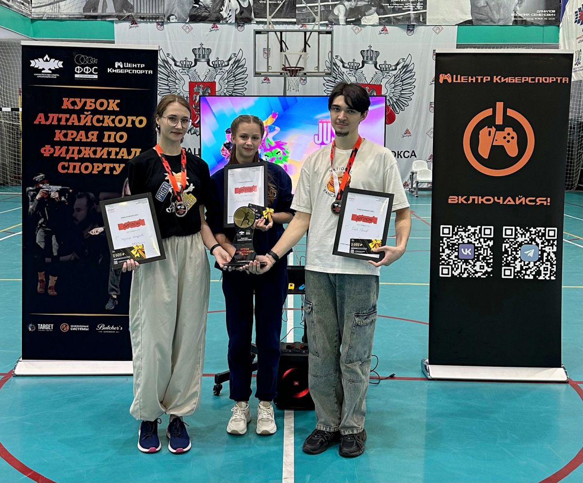 Глеб Попов — обладатель Кубка Алтайского края по ритм-симулятору