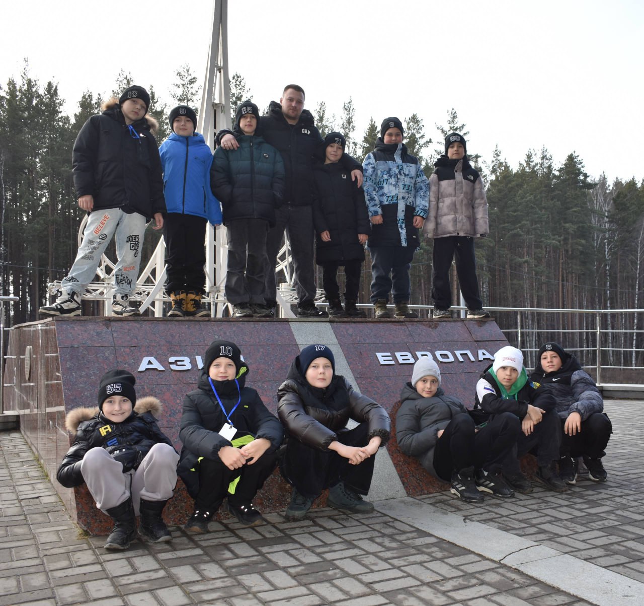 Команда рубцовских хоккеистов «Спарта» вошла в восьмерку лучших на детском хоккейном турнире «Кубок Урала» в Верхней Пышме Команда рубцовских хоккеистов «Спарта» вошла в восьмерку лучших на детском хоккейном турнире «Кубок Урала» в Верхней Пышме