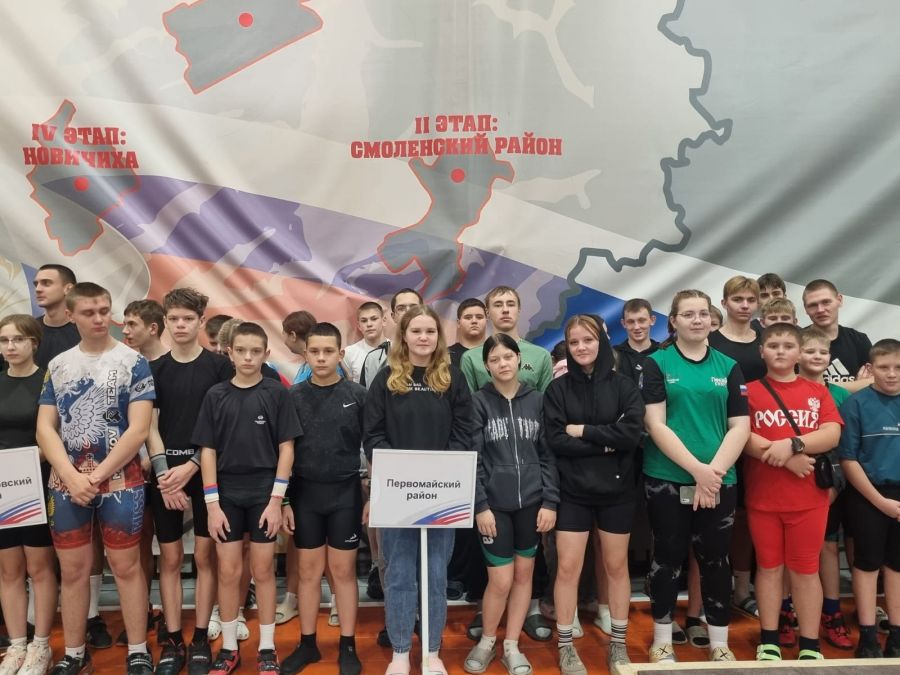В Рогозихе Павловского района завершился финальный этап краевых юношеских соревнований по гиревому спорту