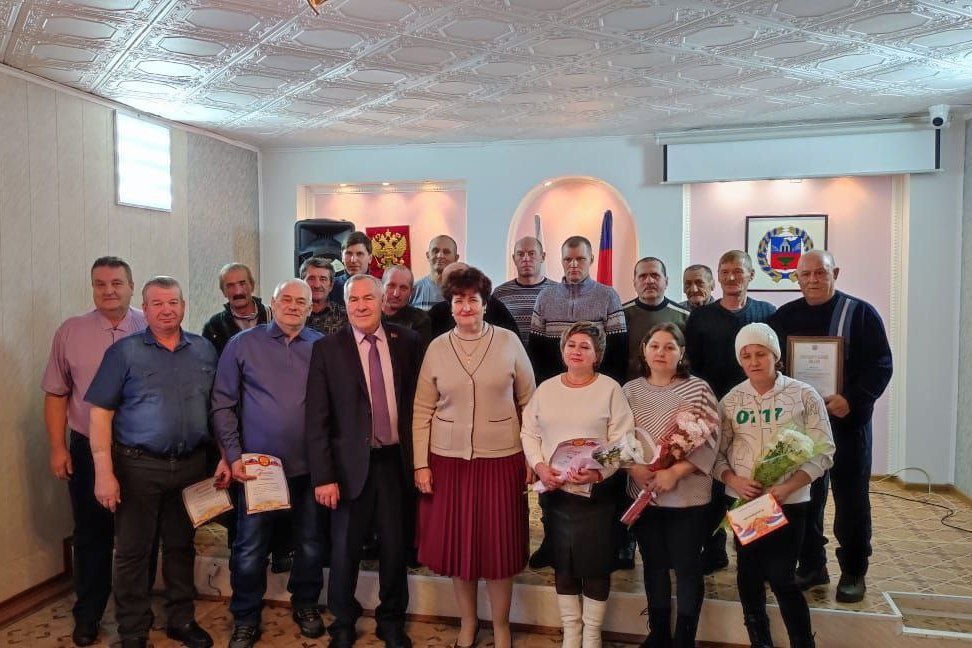 Депутаты краевого Заксобрания приняли участие в чествовании аграриев Депутаты краевого Заксобрания приняли участие в чествовании аграриев