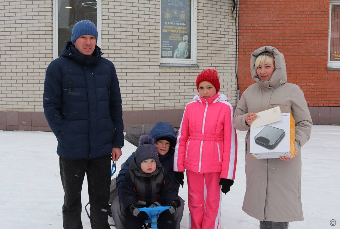 Праздничные мероприятия в честь Дня Матери проходят в Барнауле Праздничные мероприятия в честь Дня Матери проходят в Барнауле