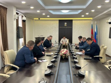 В Барнауле устраняют аварию на магистральном трубопроводе на улице Северо-Западной