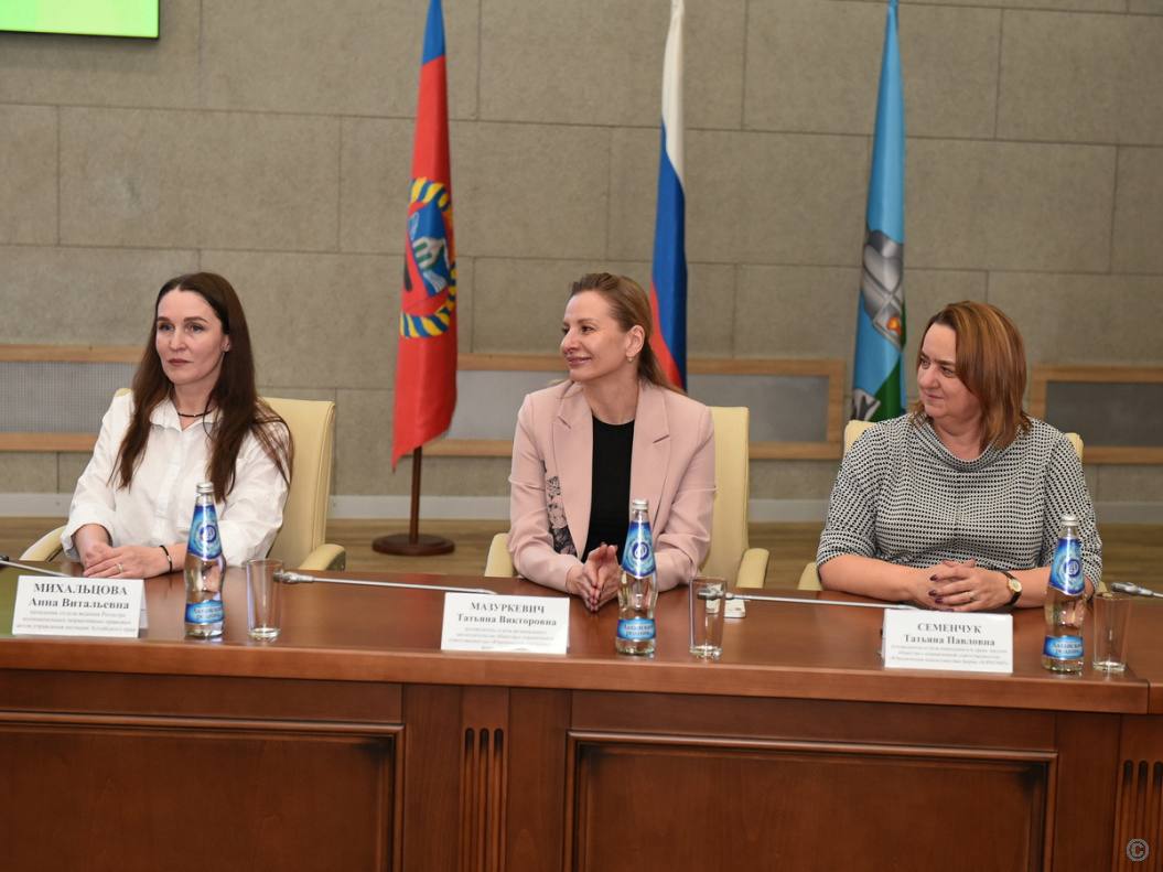 В администрации Барнаула прошел конкурс «Лучший юрист города – 2025» В администрации Барнаула прошел конкурс «Лучший юрист города – 2025»