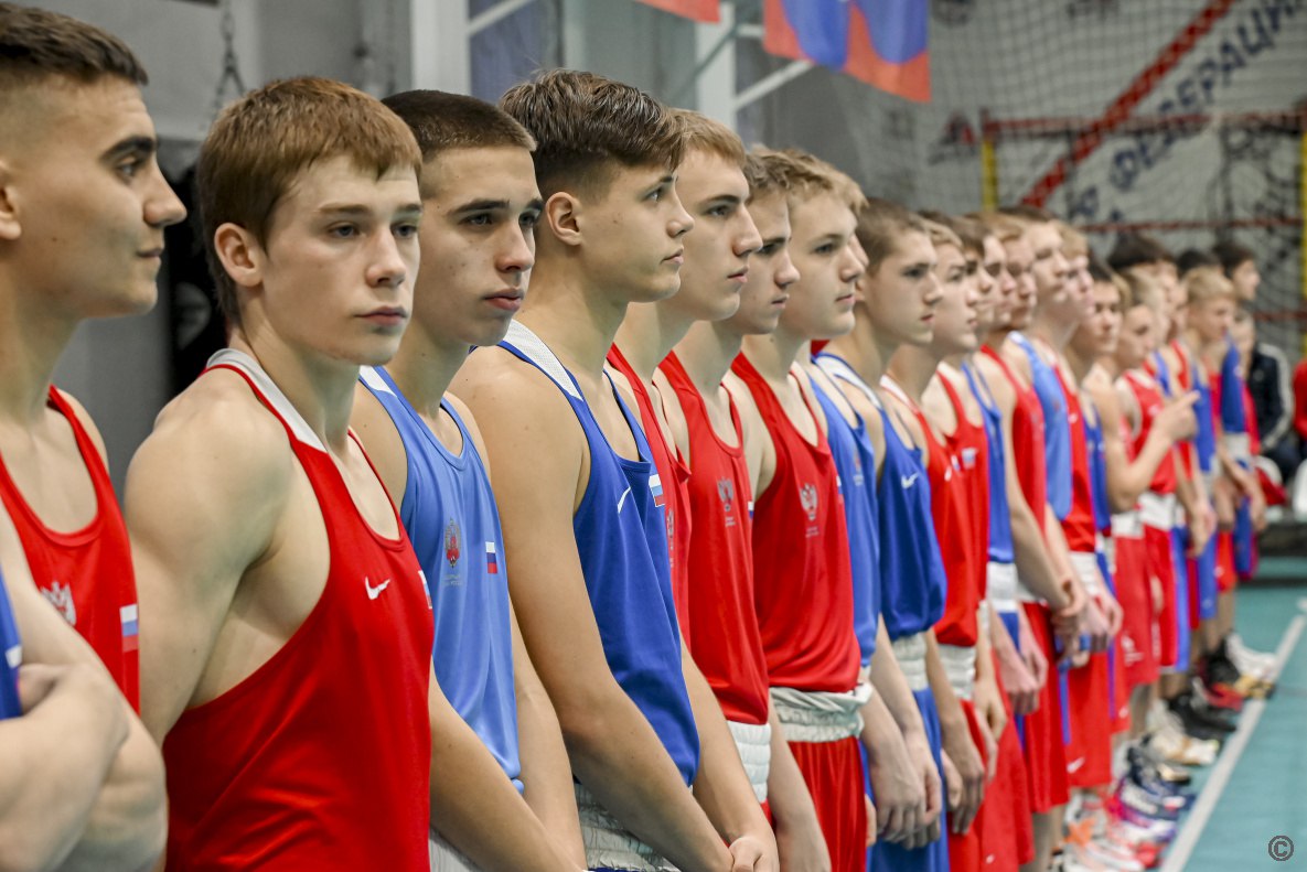В Барнауле открылся фестиваль бокса памяти погибших сотрудников УФСБ и ПУ ФСБ России по Алтайскому краю В Барнауле открылся фестиваль бокса памяти погибших сотрудников УФСБ и ПУ ФСБ России по Алтайскому краю