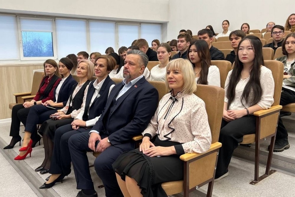 Жители Алтайского края проверили свои знания по истории Второй мировой войны Жители Алтайского края проверили свои знания по истории Второй мировой войны