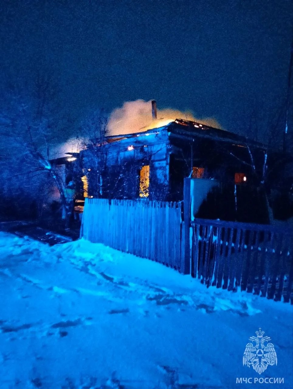 Тело мужчины нашли в сгоревшем доме в Кулундинском районе