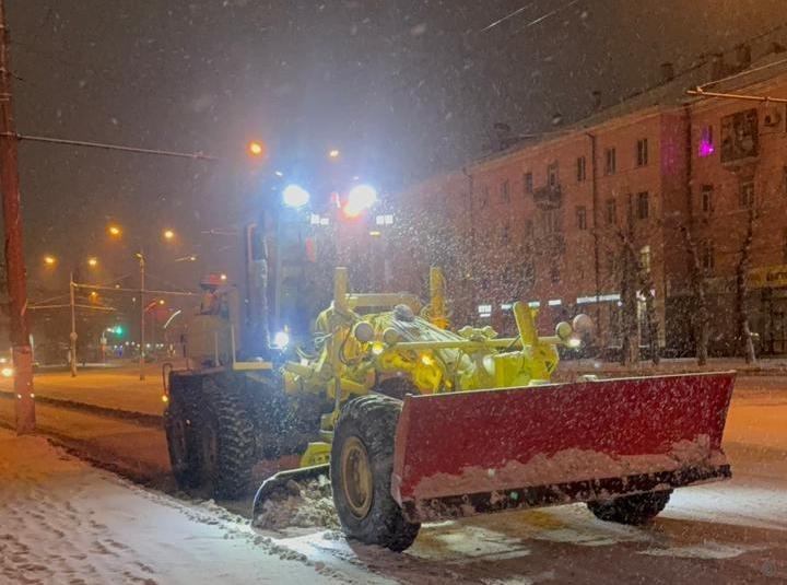 Дорожники Барнаула работают в усиленном режиме