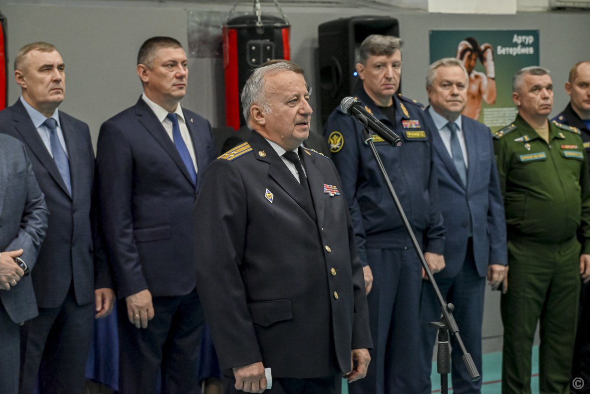 В Барнауле открылся фестиваль бокса памяти погибших сотрудников УФСБ и ПУ ФСБ России по Алтайскому краю В Барнауле открылся фестиваль бокса памяти погибших сотрудников УФСБ и ПУ ФСБ России по Алтайскому краю