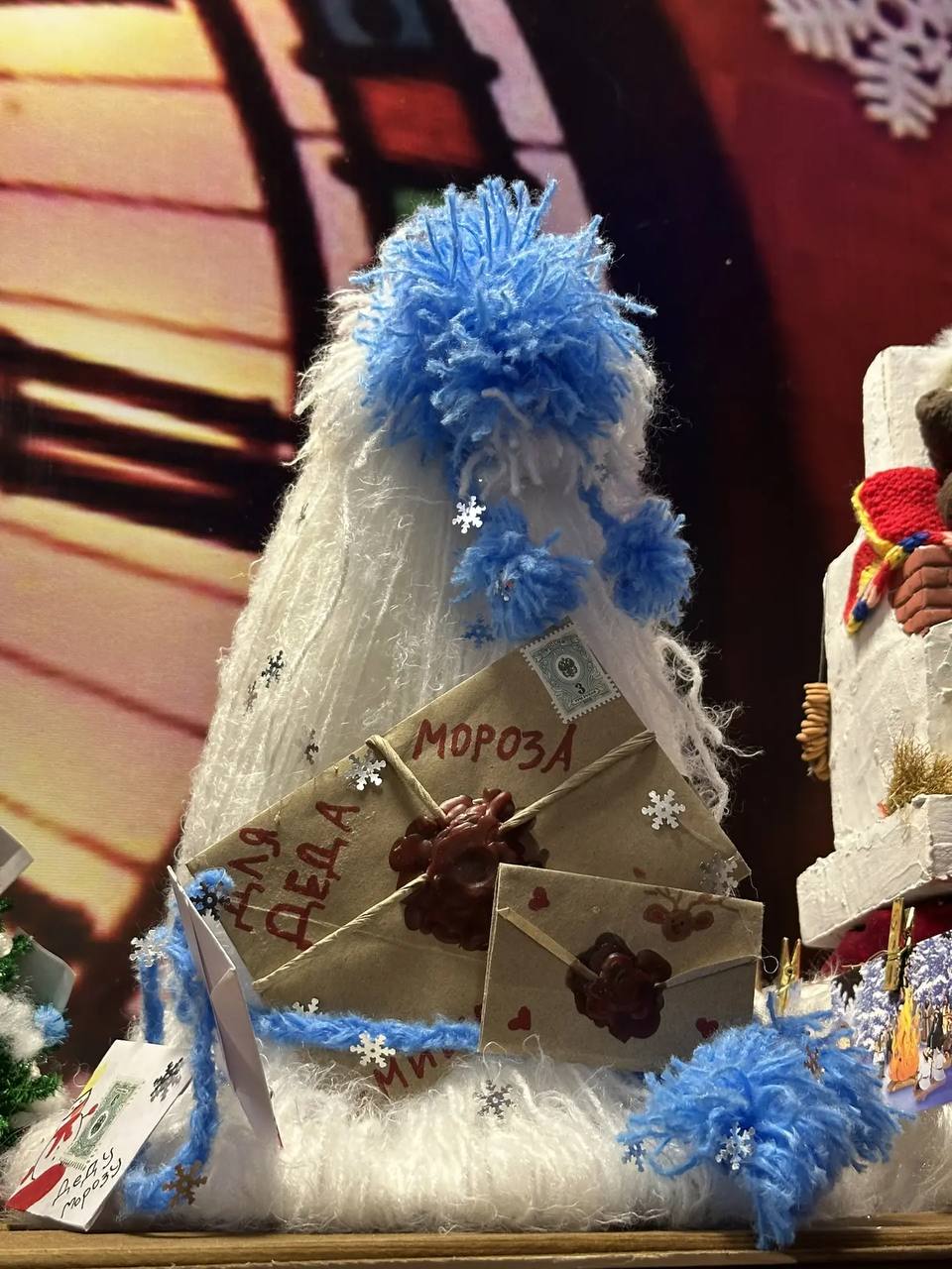 Какой головной убор должен носить Дед Мороз? Какой головной убор должен носить Дед Мороз?