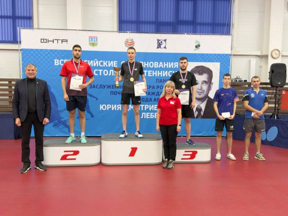 Илья Ронин завоевал три медали на Всероссийском турнире по настольному теннису в Абакане