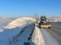 В Алтайском крае продолжается очистка дорог от снегопада