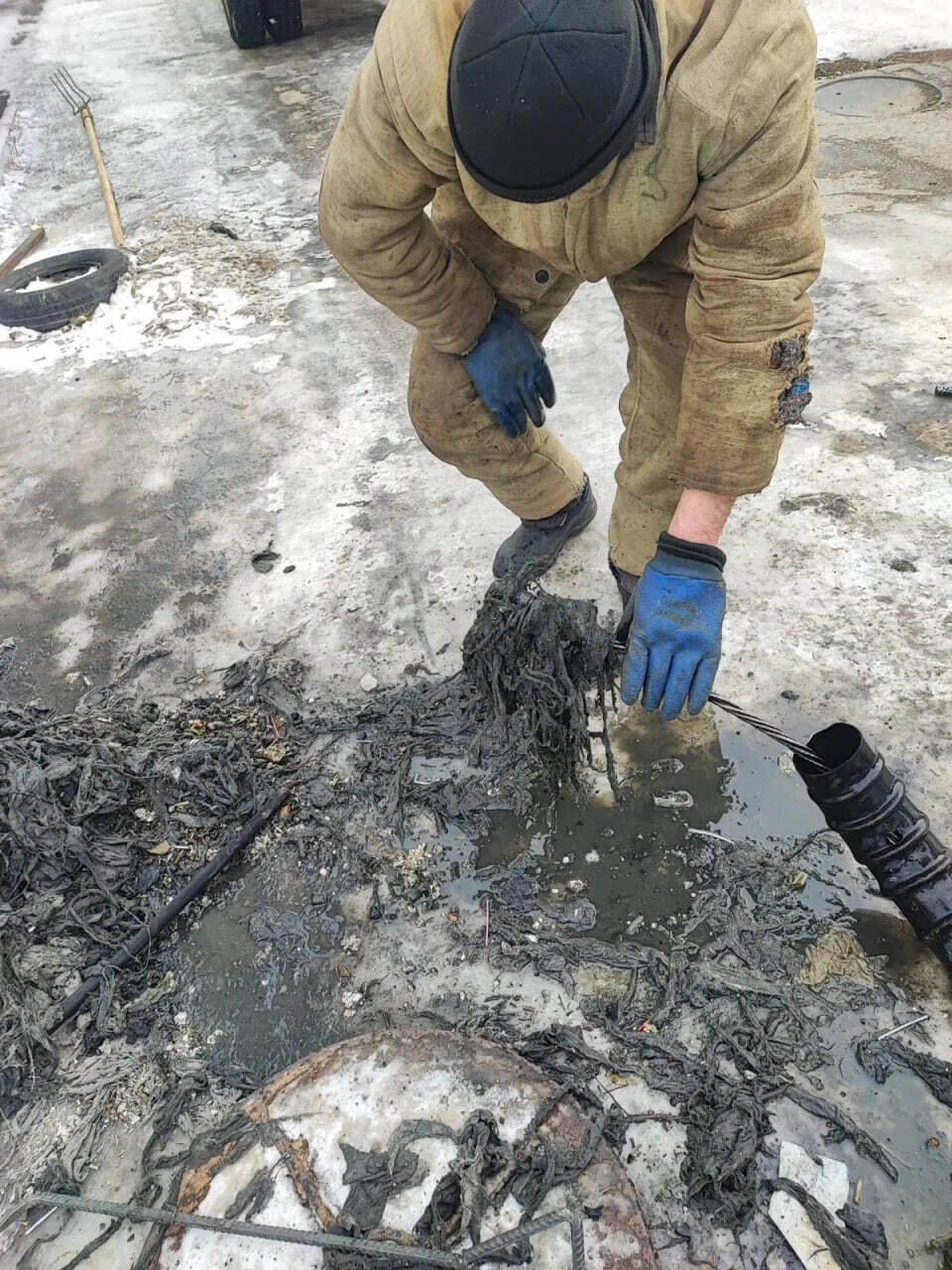 Пример мужества и долга. Уроженцы Алтайского края гвардии сержант Евгений Головнев (Поспелиха) и гвардии младший сержант Дмитрий Медведев (Рубцовск) проявили высочайший героизм в ходе специальной военной операции Пример мужества и долга. Уроженцы Алтайского края гвардии сержант Евгений Головнев (Поспелиха) и гвардии младший сержант Дмитрий Медведев (Рубцовск) проявили высочайший героизм в ходе специальной военной операции