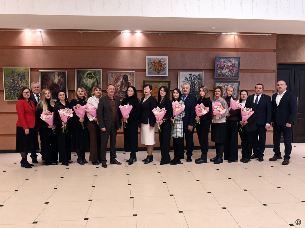 В День Героев Отечества Вячеслав Франк встретился с женами погибших участников СВО