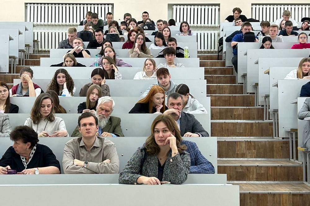 В Алтайском госуниверситете прошел форум с международным участием «Конституционное строительство в России: итоги первой четверти XXI века» В Алтайском госуниверситете прошел форум с международным участием «Конституционное строительство в России: итоги первой четверти XXI века»