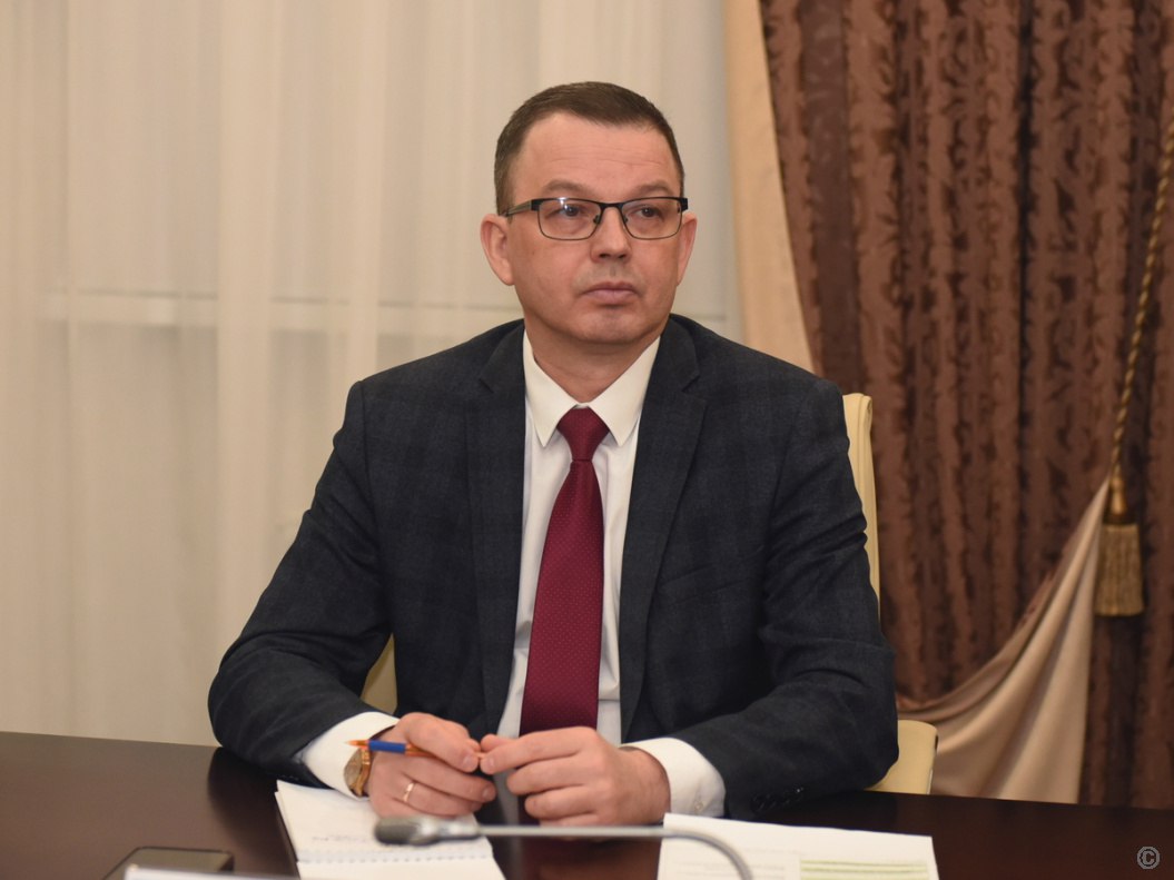 Вячеслав Франк провел оперативное аппаратное совещание Вячеслав Франк провел оперативное аппаратное совещание