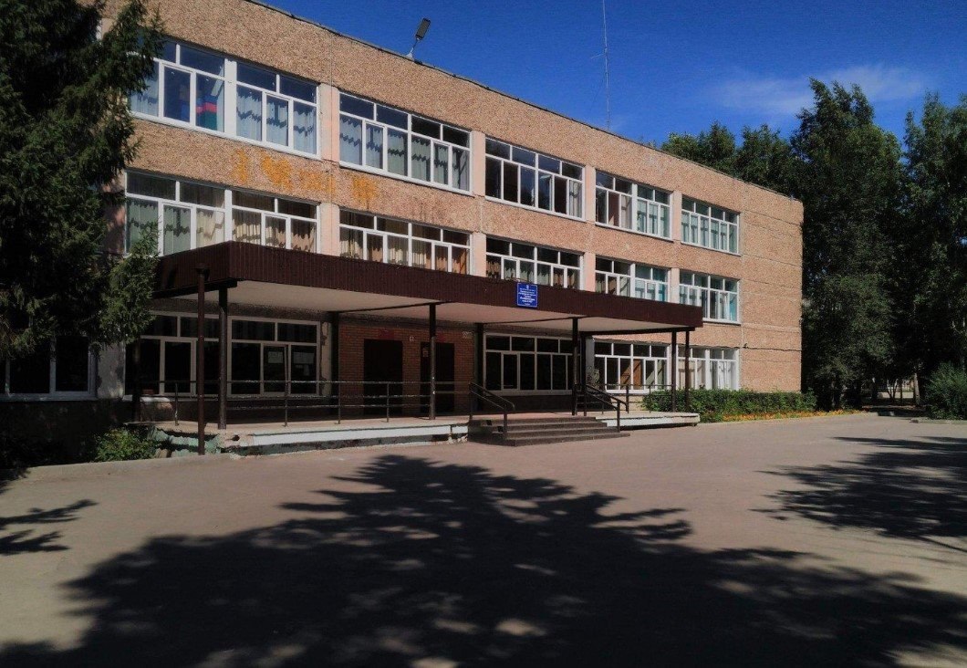 Масштабный ремонт двух школ начали в Барнауле