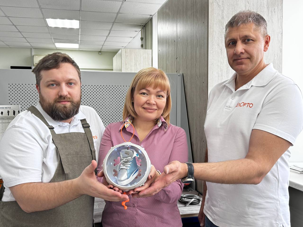 Алтайская компания изготовила новогоднюю игрушку для фестиваля социальных предпринимателей Алтайская компания изготовила новогоднюю игрушку для фестиваля социальных предпринимателей