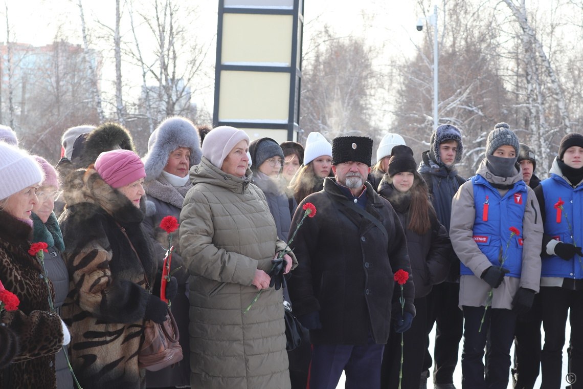 Сегодня, 9 декабря, в России отмечается День Героев Отечества Сегодня, 9 декабря, в России отмечается День Героев Отечества