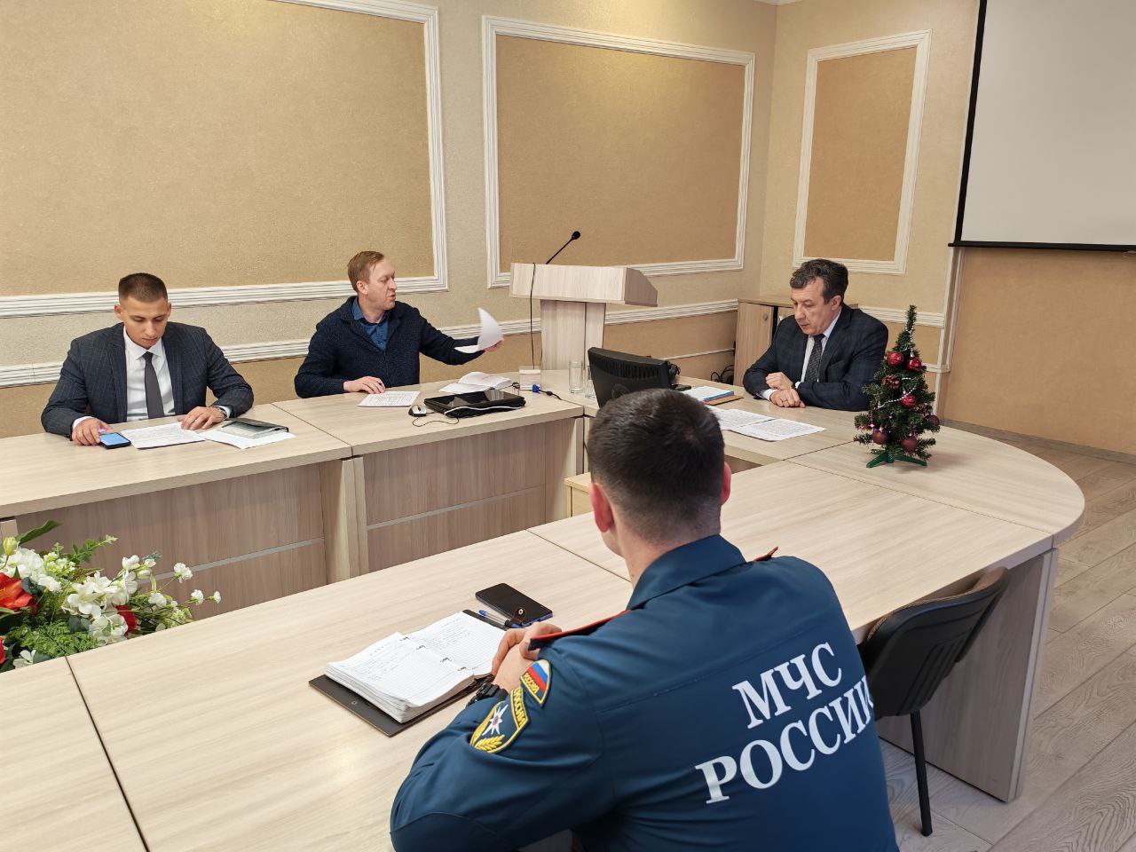 АО «Барнаульская теплосетевая компания «СГК-Алтай» устраняет повреждение теплосети на ул. Новоугольной АО «Барнаульская теплосетевая компания «СГК-Алтай» устраняет повреждение теплосети на ул. Новоугольной