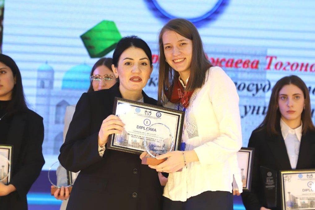 Студентка Алтайского медицинского университета стала лучшей на Международной олимпиаде в Самарканде