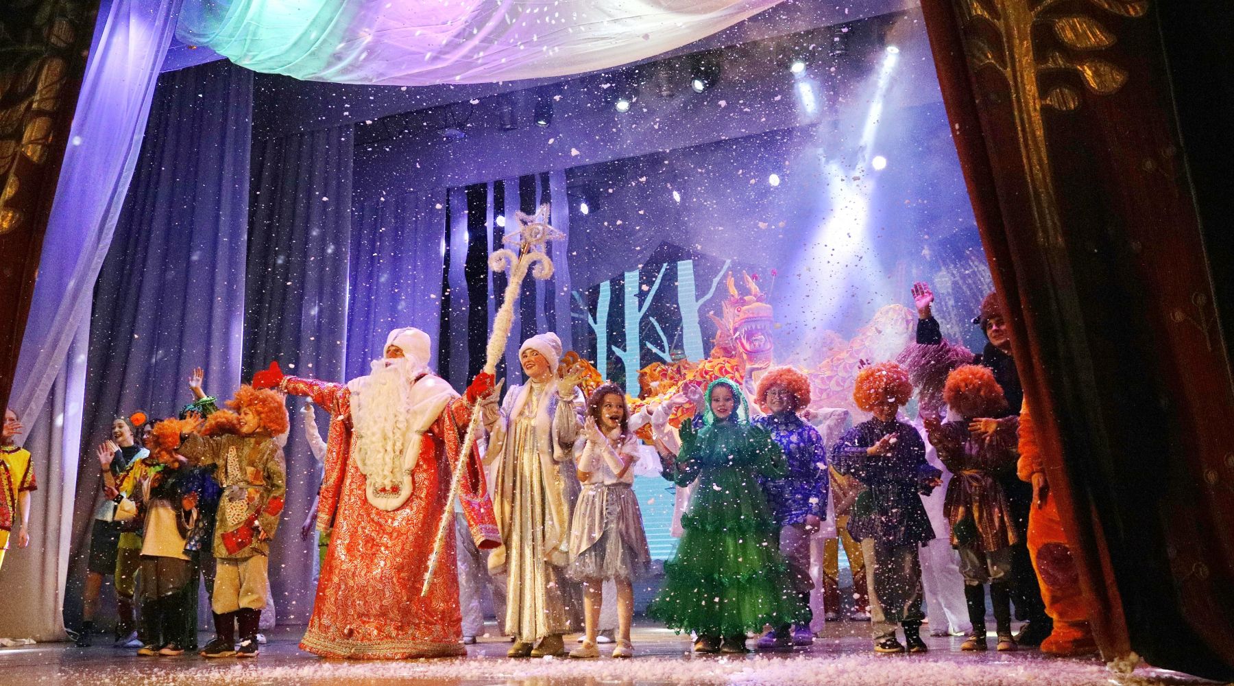 Костюм Чупа-Чупса и поздравление от Лабубу: как бийчане планируют Новый год для детей