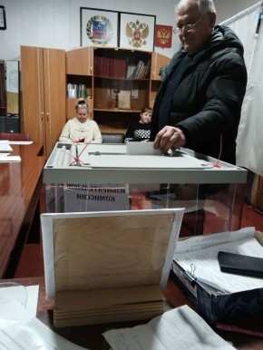 По состоянию на 18.00 явка на повторных выборах главы Соусканихинского сельсовета Красногорского района составила 42,74%