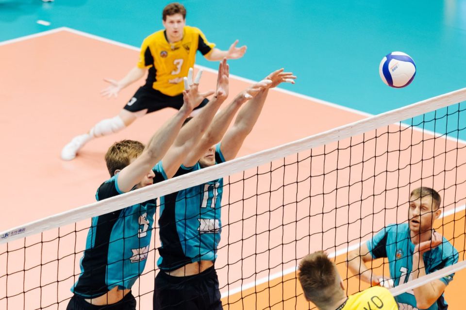 ������������ � ������ ������� �����-��������� �� �������������� � 0:3