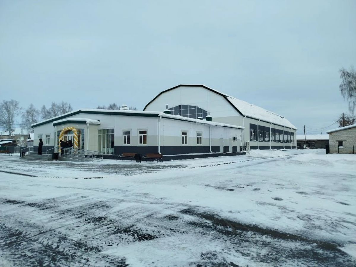 В селе Красногорское открыли физкультурно-спортивный комплекс В селе Красногорское открыли физкультурно-спортивный комплекс