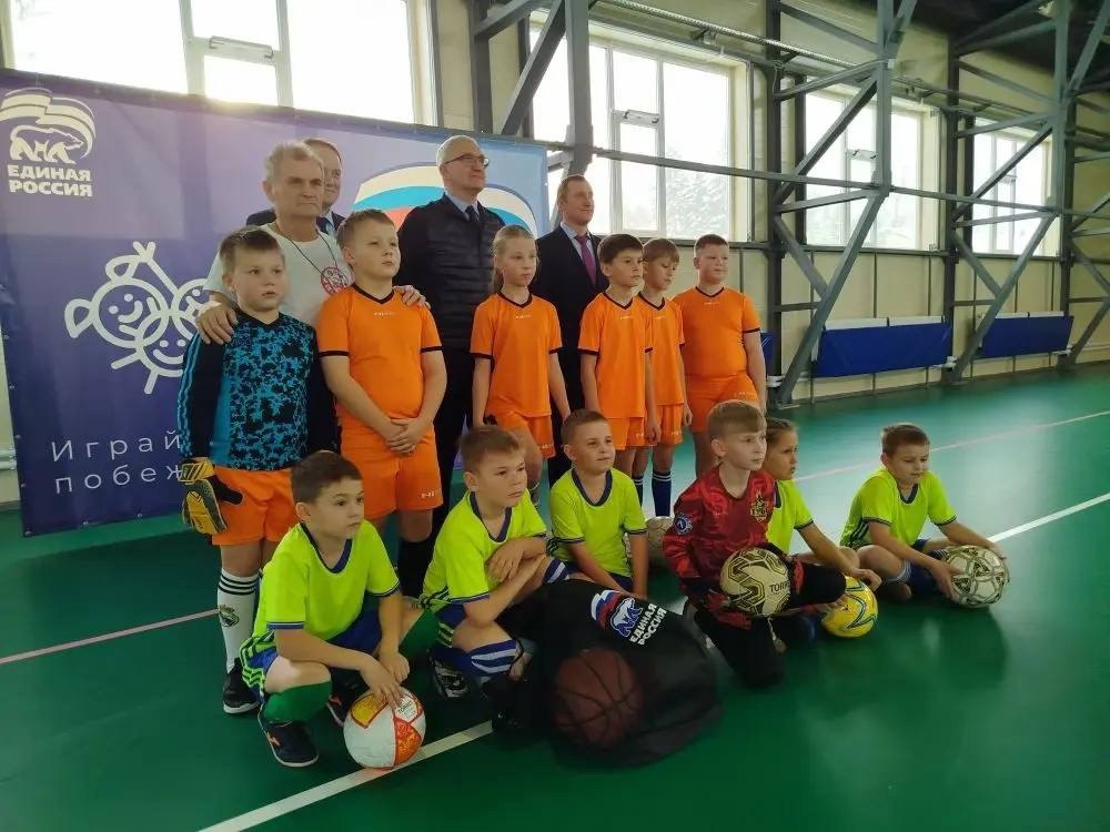 В селе Красногорское открыли физкультурно-спортивный комплекс В селе Красногорское открыли физкультурно-спортивный комплекс