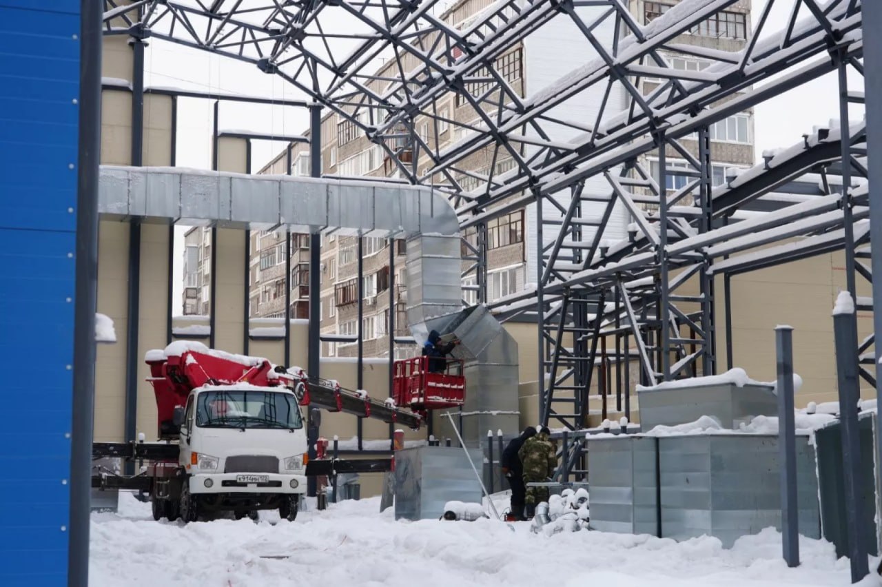 Готовность модульного бассейна на Зелёном клине в Бийске составляет 80 %