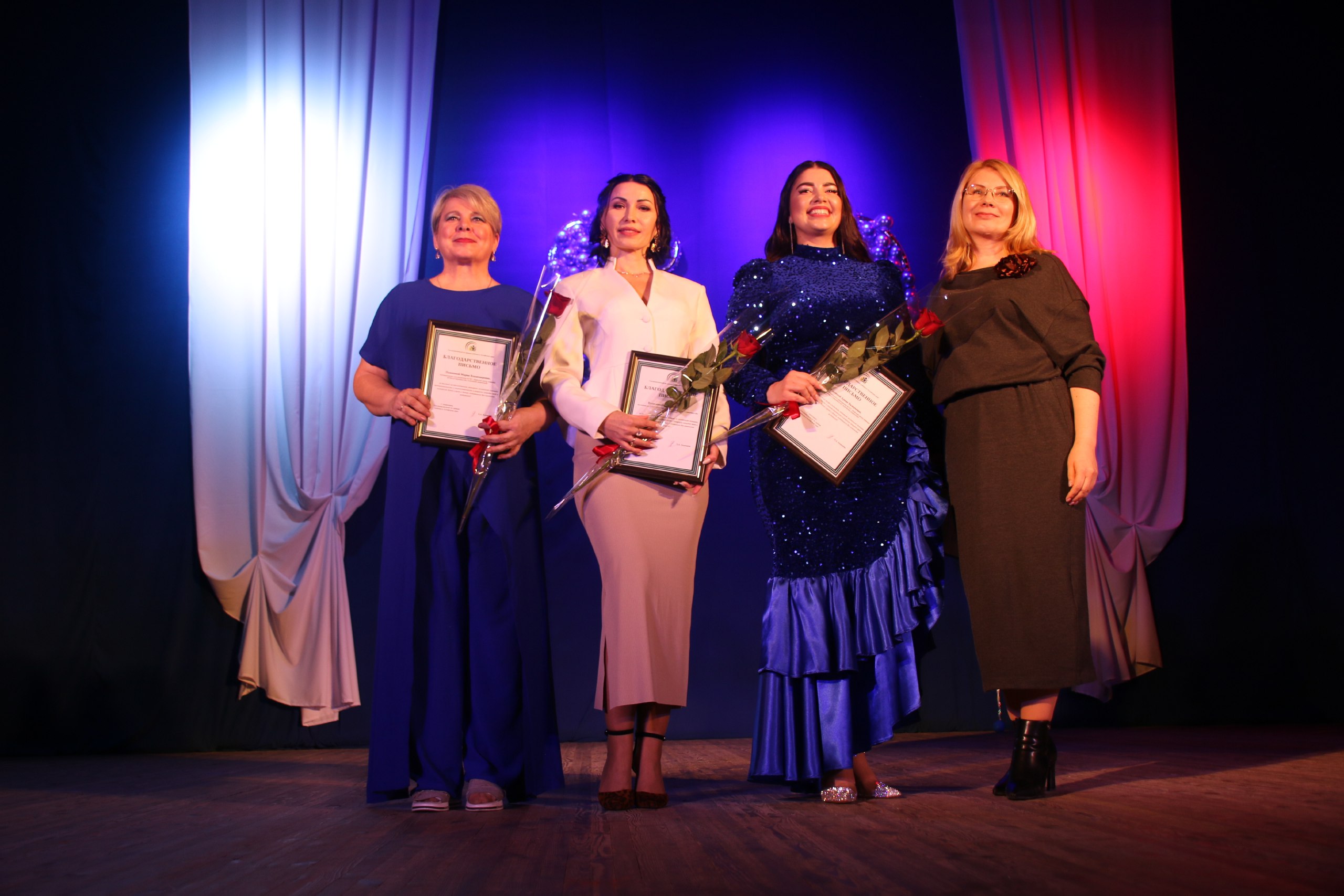 Дом, в котором не гаснет свет Дом, в котором не гаснет свет