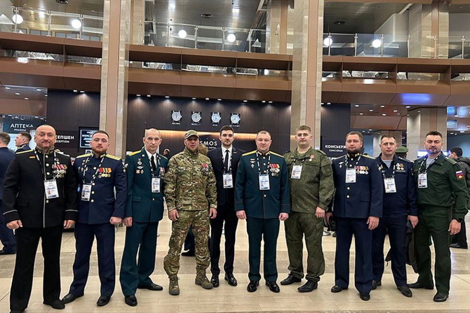 Владимир Громов в составе делегации представил Алтайский край на Всероссийском форуме ветеранов СВО