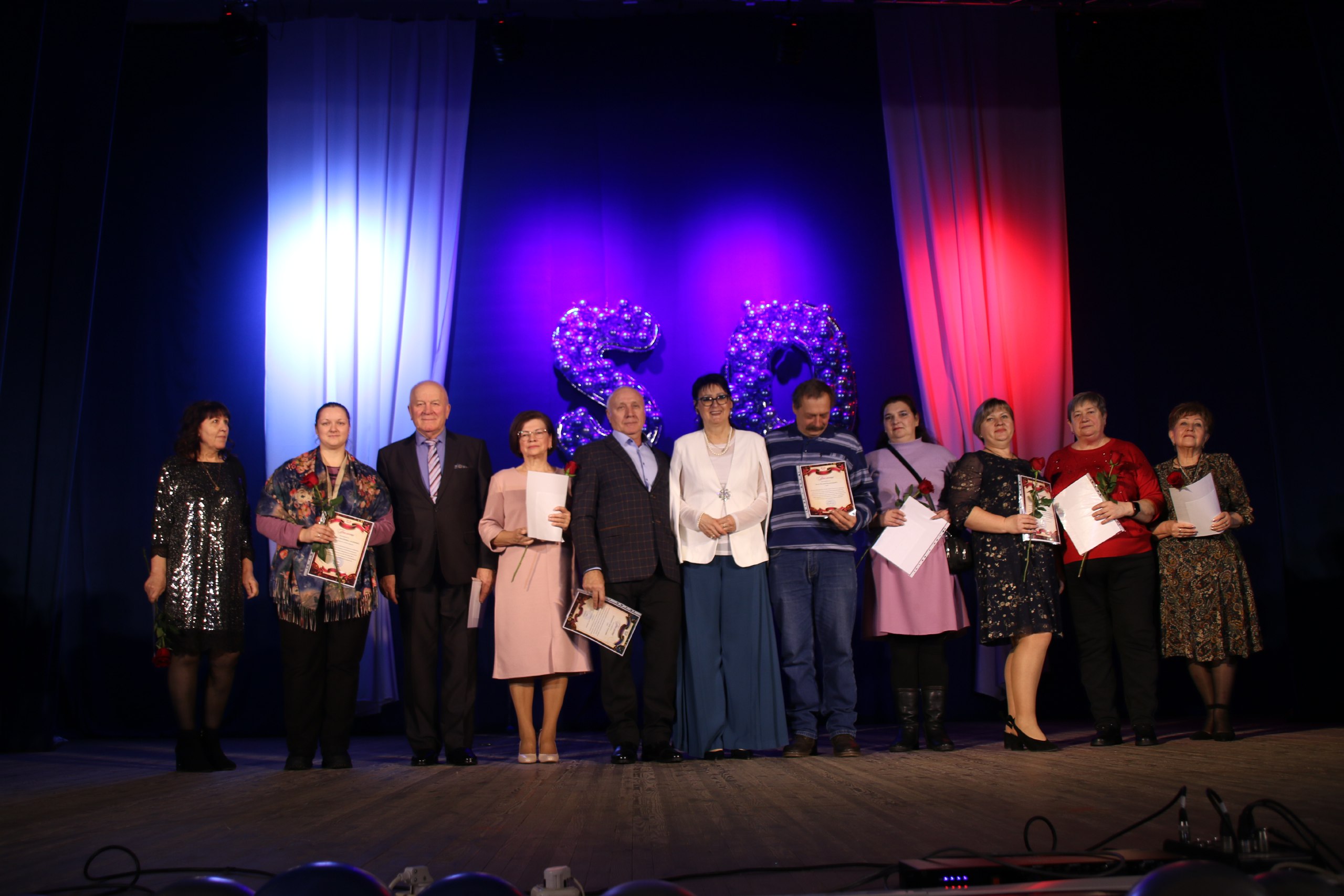 Дом, в котором не гаснет свет Дом, в котором не гаснет свет