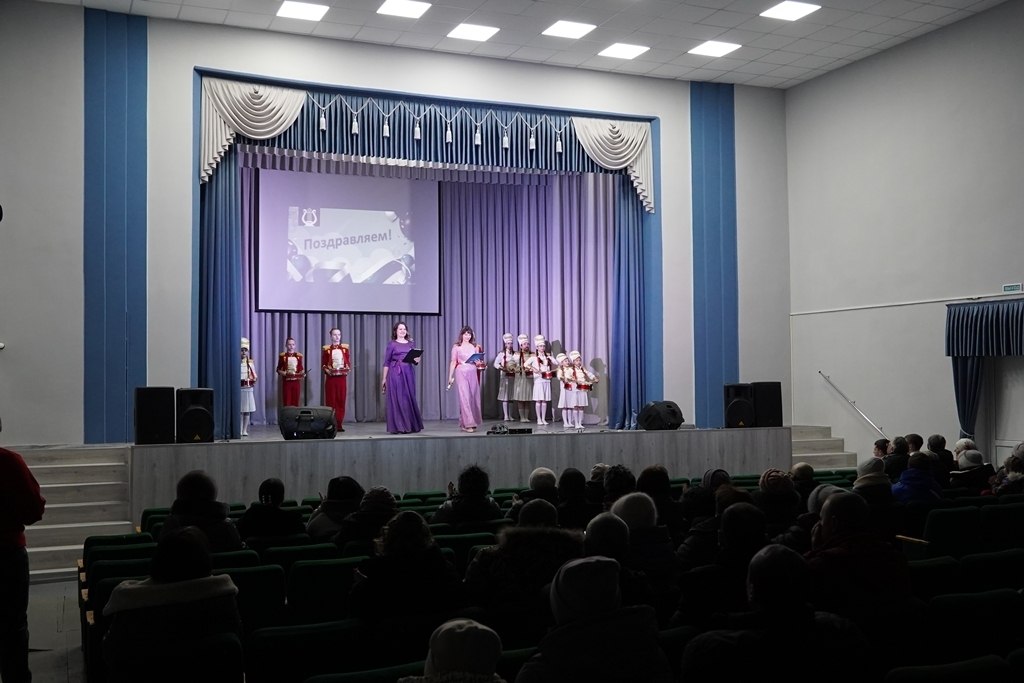 В поселке им. Мамонтова Поспелихинского района открылся после ремонта Дом культуры В поселке им. Мамонтова Поспелихинского района открылся после ремонта Дом культуры