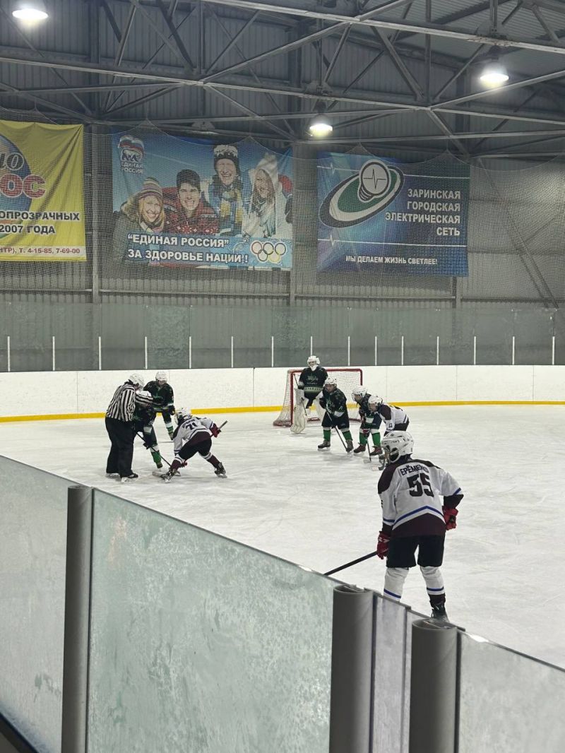 В Заринске прошли краевые соревнования по хоккею среди мальчиков до 12 лет в зачёт 45-й Спартакиады спортивных школ Алтайского края В Заринске прошли краевые соревнования по хоккею среди мальчиков до 12 лет в зачёт 45-й Спартакиады спортивных школ Алтайского края