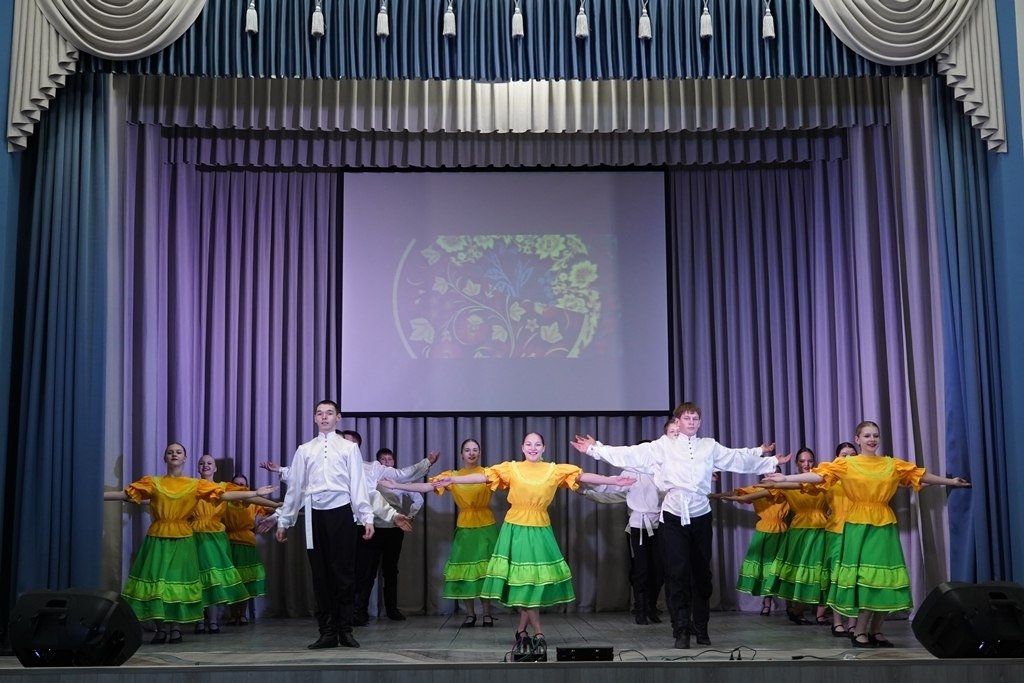 В поселке им. Мамонтова Поспелихинского района открылся после ремонта Дом культуры В поселке им. Мамонтова Поспелихинского района открылся после ремонта Дом культуры