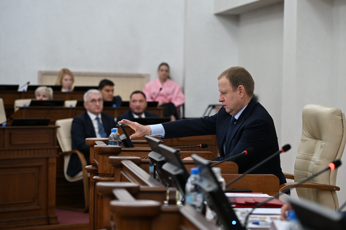 В АКЗС завершилась последняя в этом году сессия В АКЗС завершилась последняя в этом году сессия
